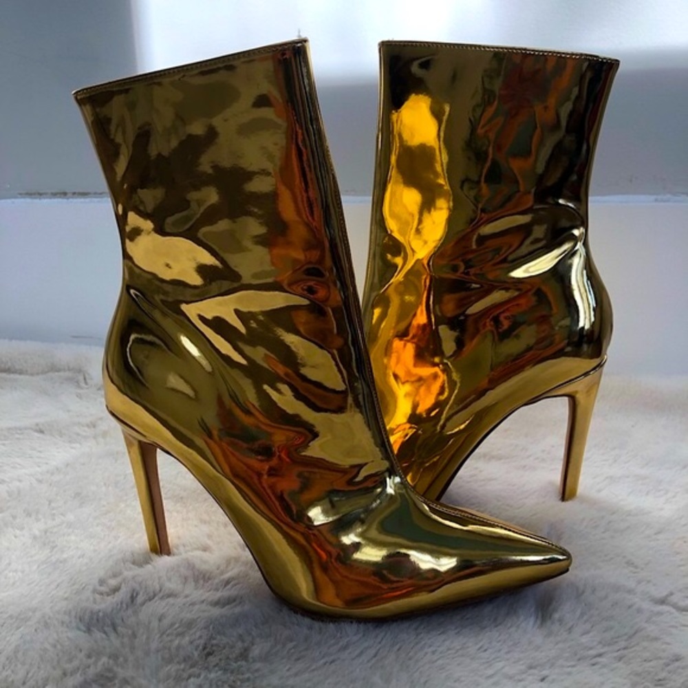 NWOT Raye Metallic Gold Stiletto Booties